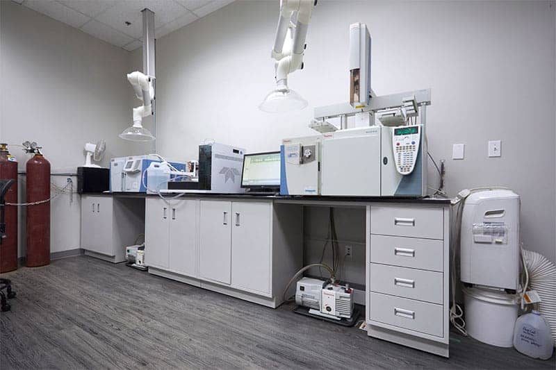 實(shí)驗(yàn)室改造省時(shí)50%！模塊化拆裝技術(shù)讓舊實(shí)驗(yàn)室秒變智能空間